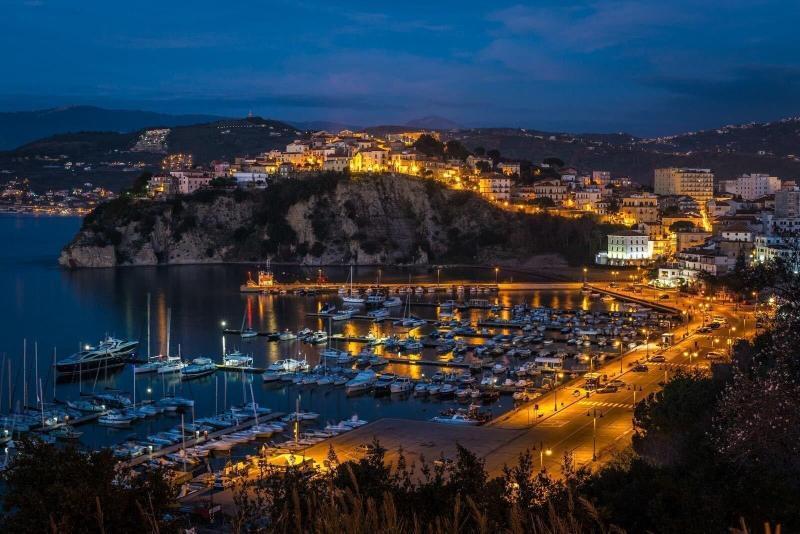 Villa Milena Apartments & Rooms Agropoli Buitenkant foto